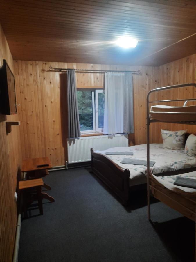 Hotel Novoe Shale 야블루니츠야 외부 사진