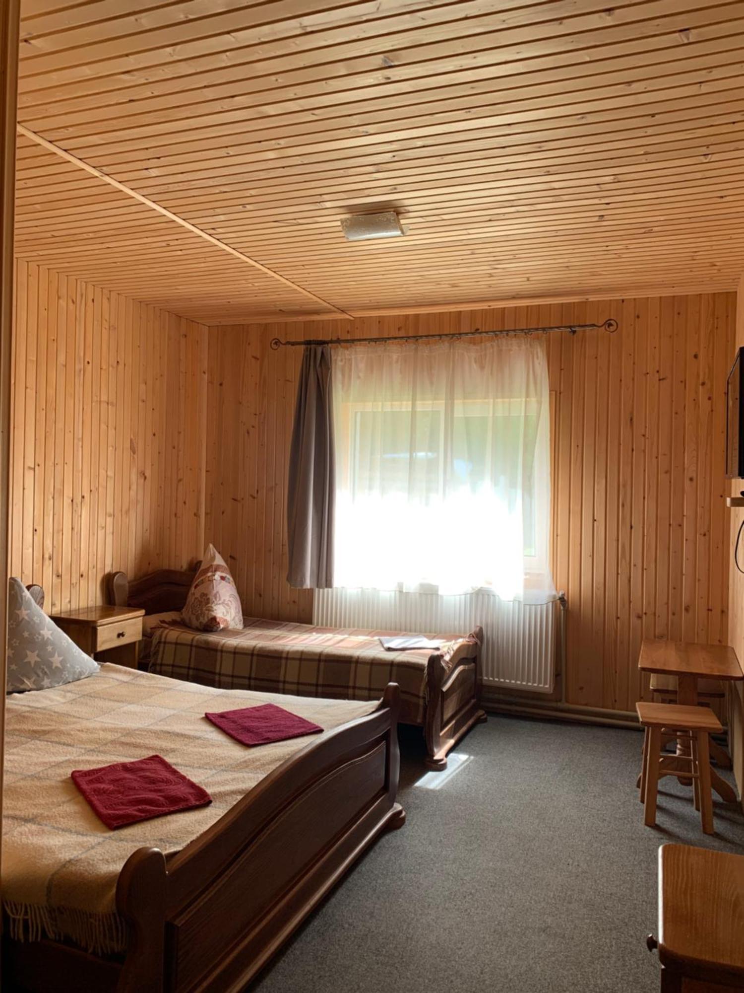 Hotel Novoe Shale 야블루니츠야 외부 사진