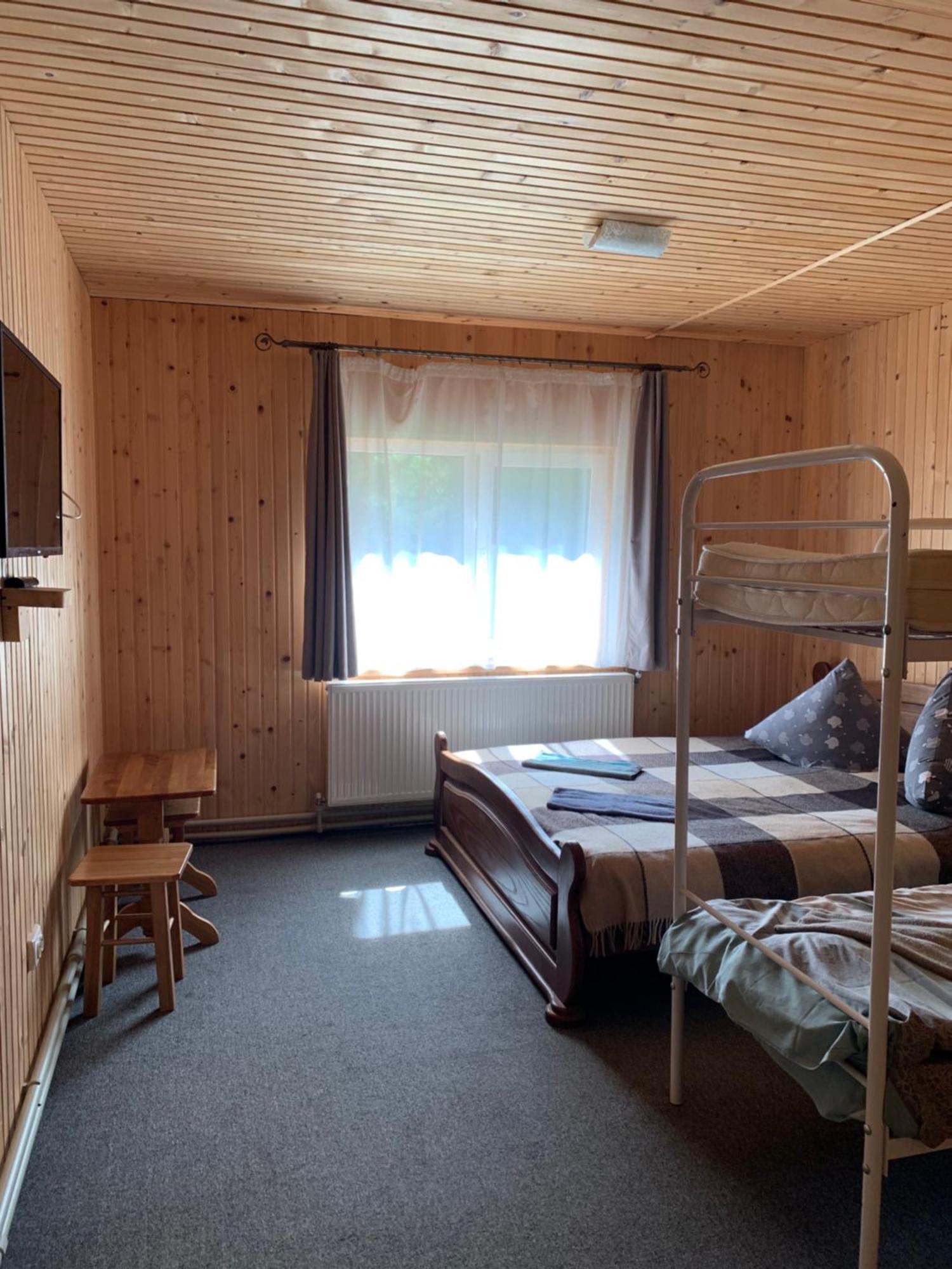 Hotel Novoe Shale 야블루니츠야 외부 사진