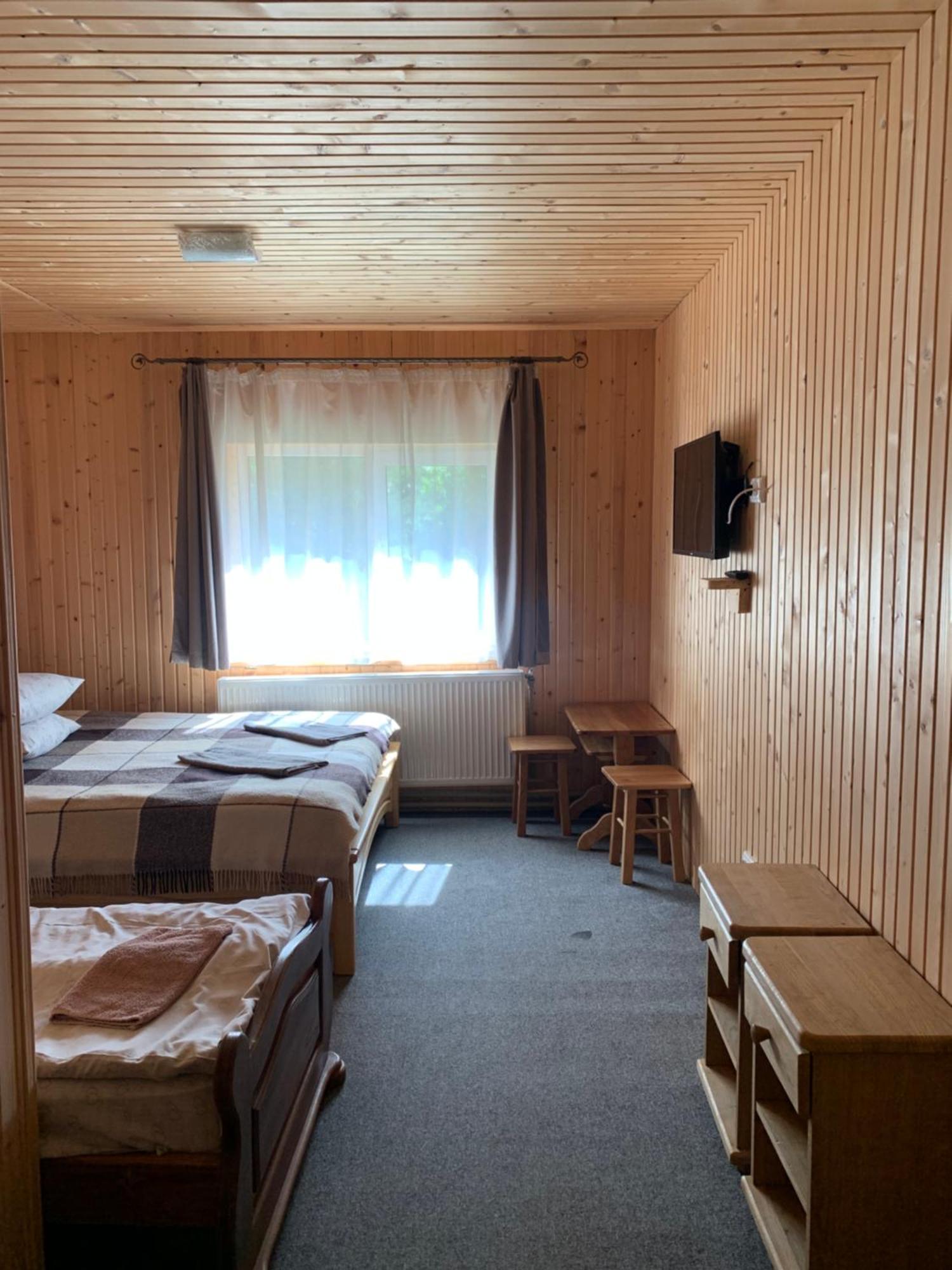 Hotel Novoe Shale 야블루니츠야 외부 사진