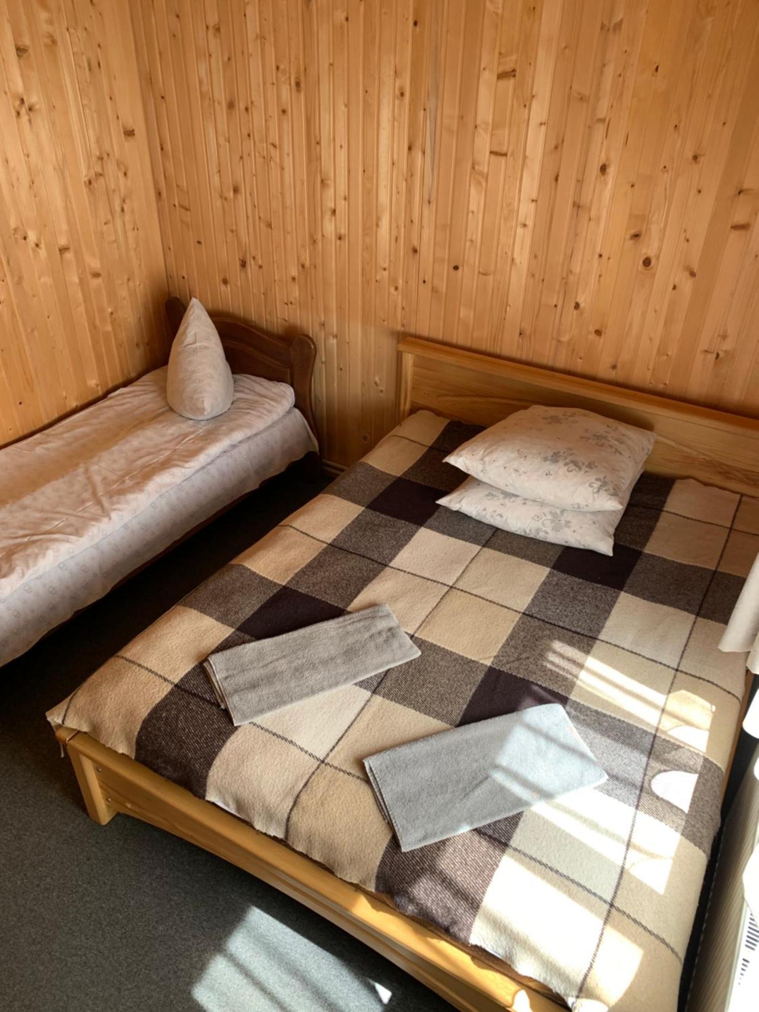 Hotel Novoe Shale 야블루니츠야 외부 사진
