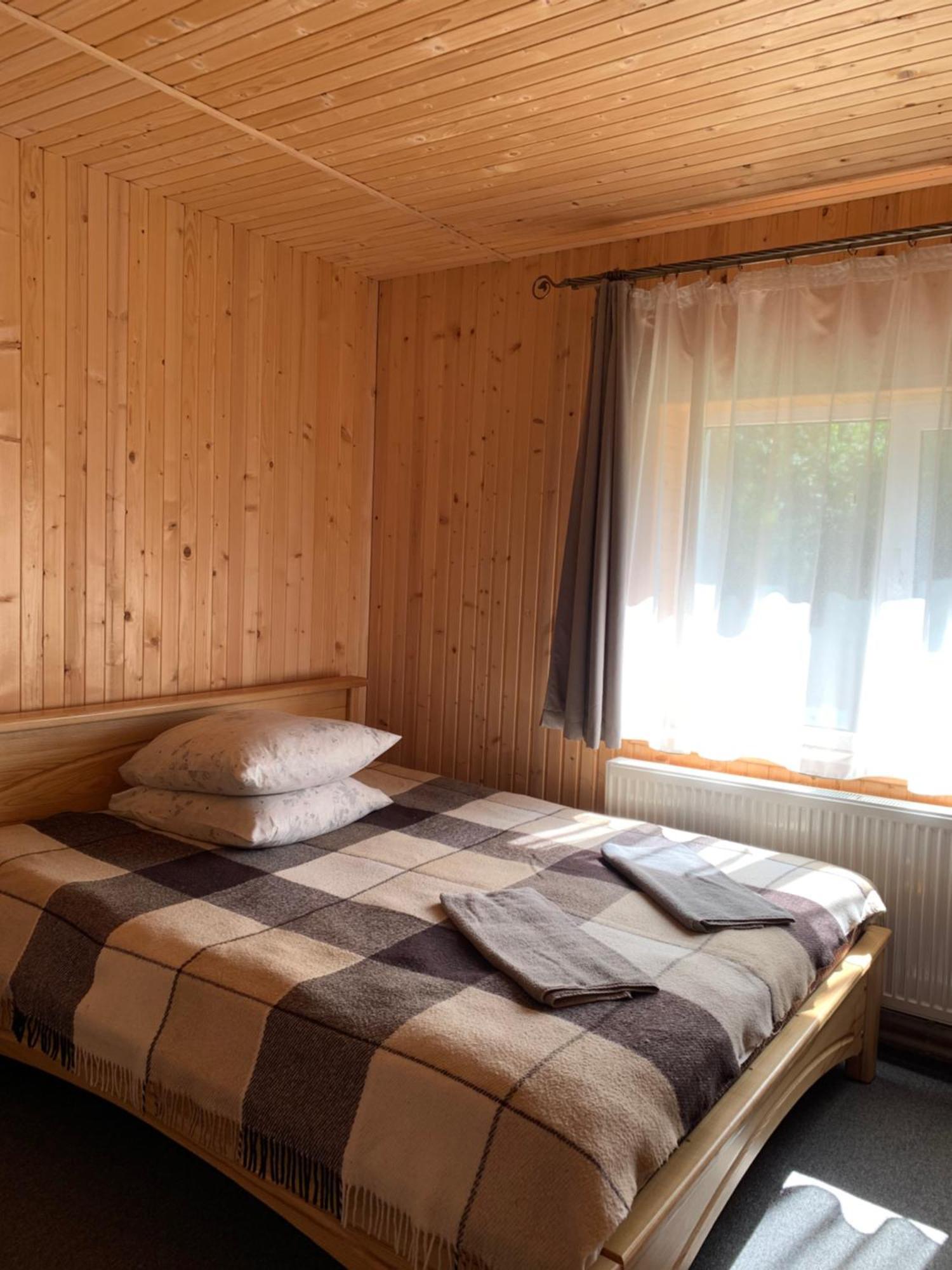 Hotel Novoe Shale 야블루니츠야 외부 사진