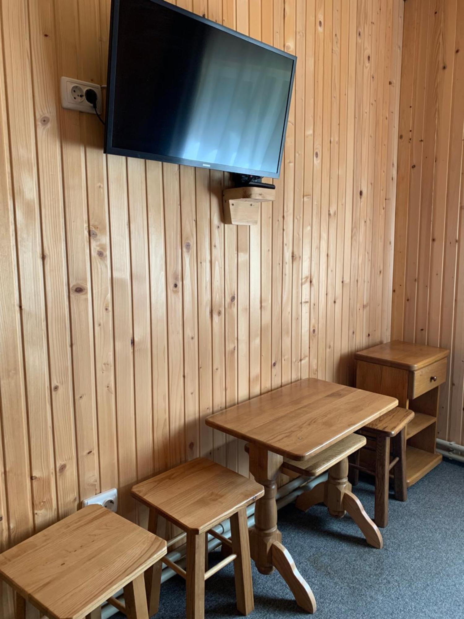 Hotel Novoe Shale 야블루니츠야 외부 사진