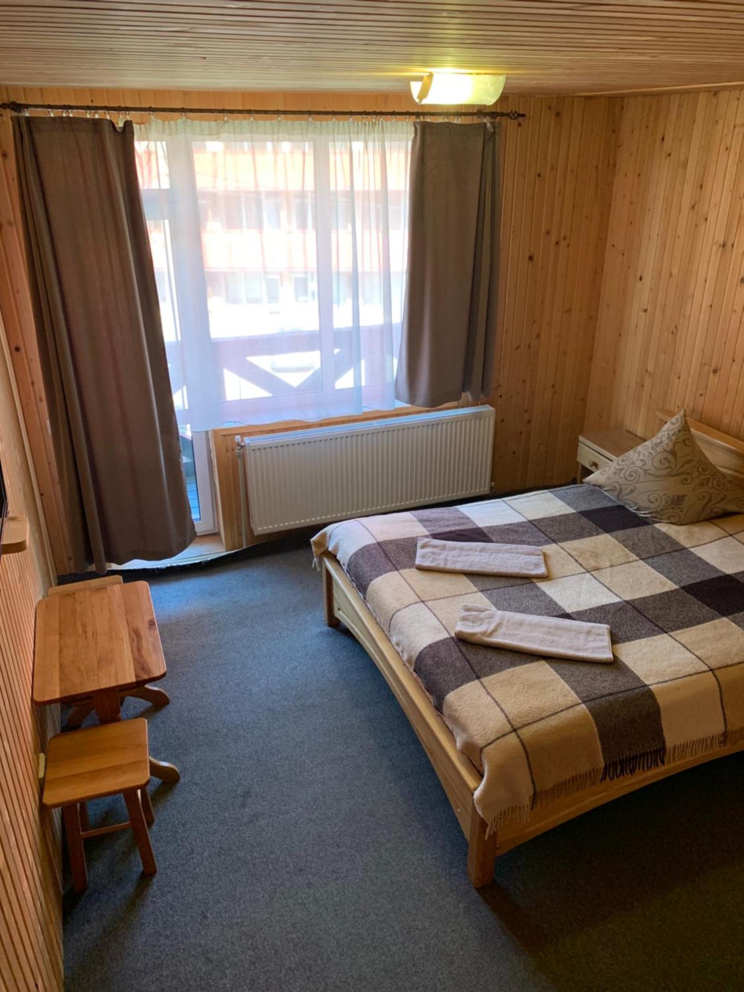 Hotel Novoe Shale 야블루니츠야 외부 사진