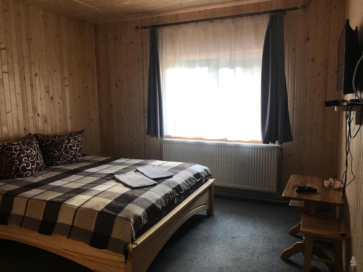 Hotel Novoe Shale 야블루니츠야 외부 사진